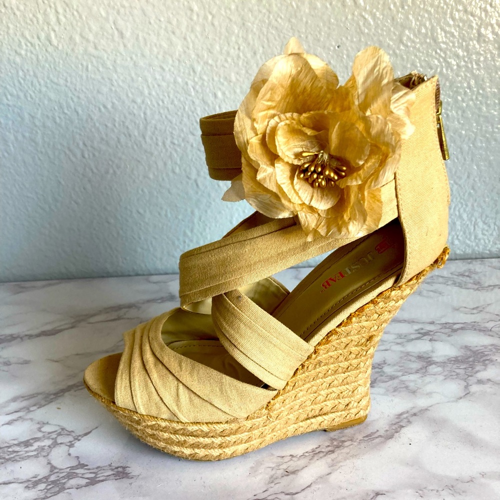 Creamy Floral Wedges